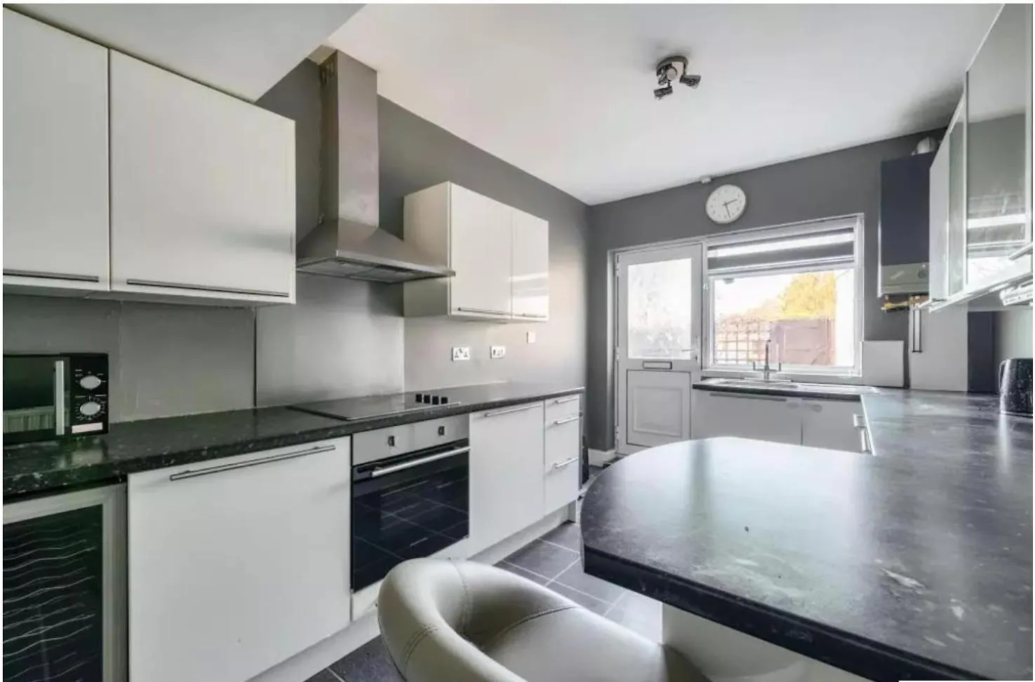 2Br-Sleeps6-Parking-Garden-Nearlondon Apartment Sunbury-on-Thames 0*,  United Kingdom